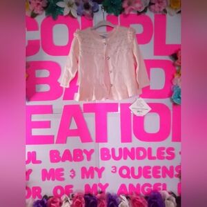 #1313👉🏼 CUTE CREAM SWEATER WITH RUFFLE SHOULDER